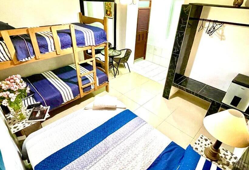 Семейный Номер, Hostal Ocean Pacifico