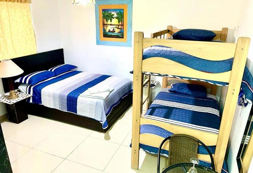 Семейный Номер, Hostal Ocean Pacifico