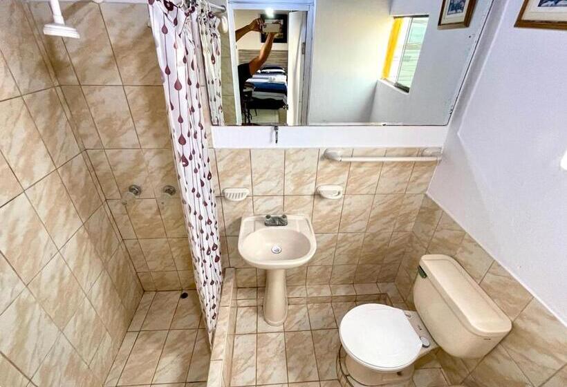 Семейный Номер, Hostal Ocean Pacifico