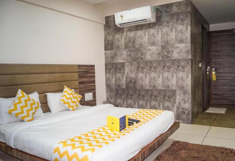 Номер Deluxe, Darshan Naroda