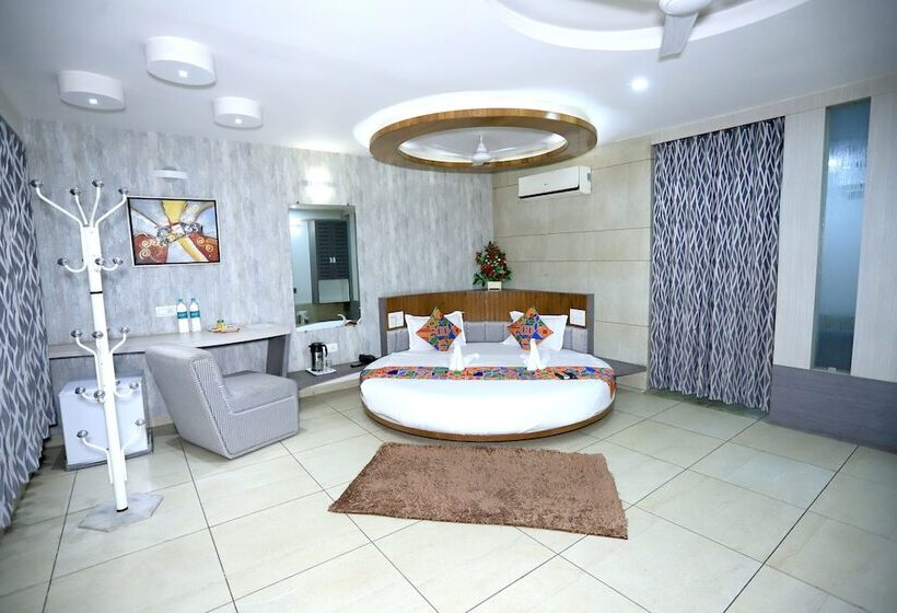 Люкс, Darshan Naroda