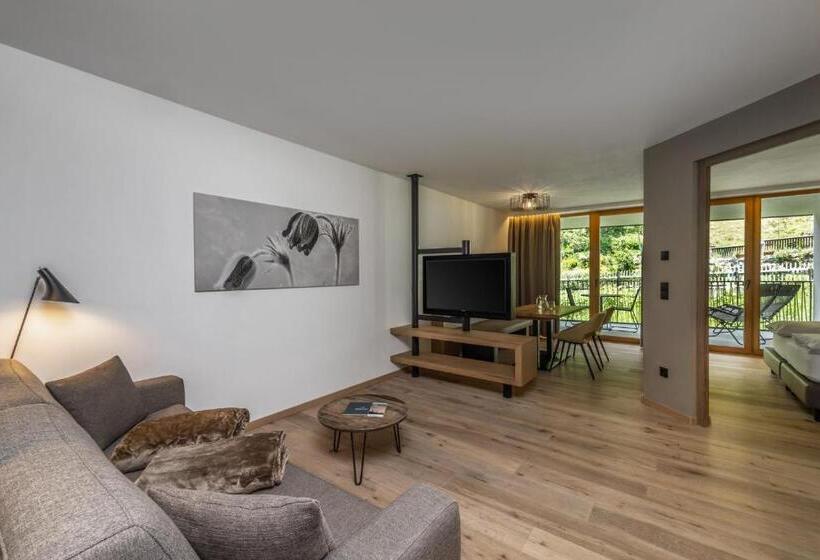 带1个卧室的舒适公寓, Maraias   Luxury Suites & Apartments