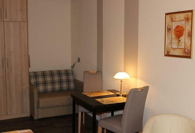 Номер Стандарт Трехместный, Jahnkes Gasthaus Pension Garni