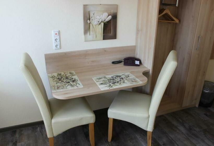 Номер Стандарт, Jahnkes Gasthaus Pension Garni