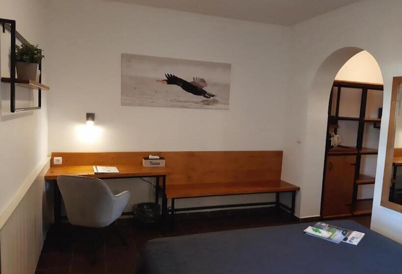 Номер Deluxe Кровать Кинг, Tisza Lodge B&b   Panzió