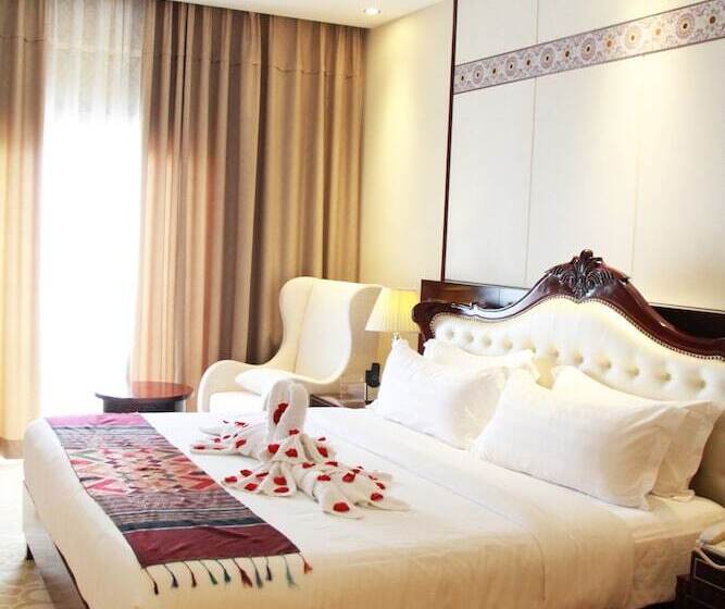 디럭스 스위트, Don Chan Palace Hotel & Convention