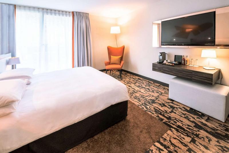 Люкс, Radisson Blu Hotel, Paris Boulogne