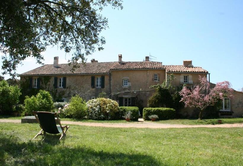 Номер Стандарт, Domaine De La Blaque   B&b