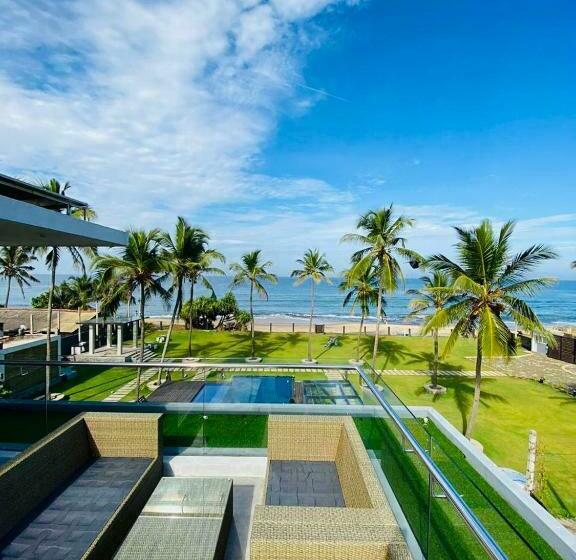 家庭间, The Lighthouse Negombo