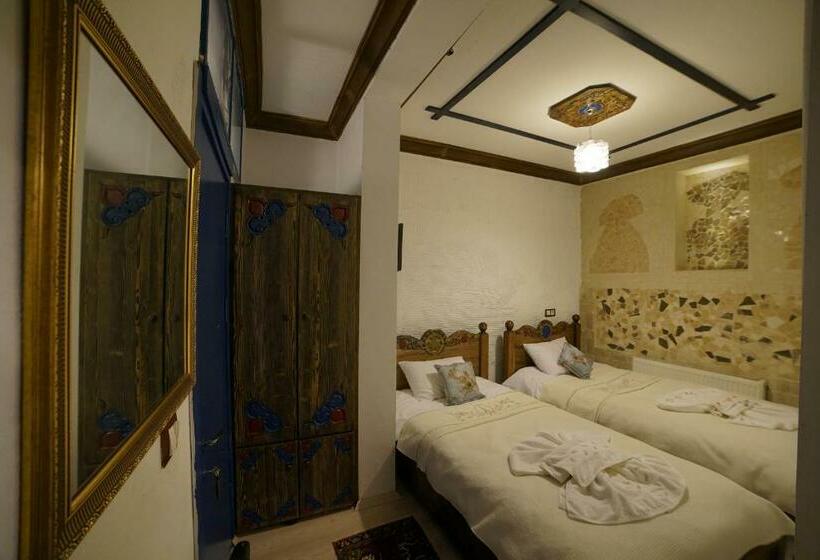 Standart Oda, Mirzade Konak