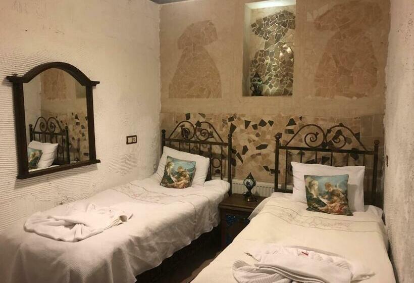 Standart Oda, Mirzade Konak