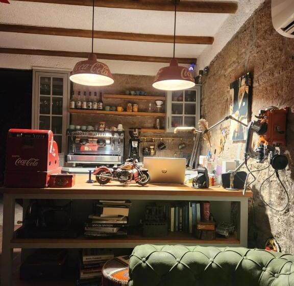 수피리어 룸, Assos Sunset Boutique