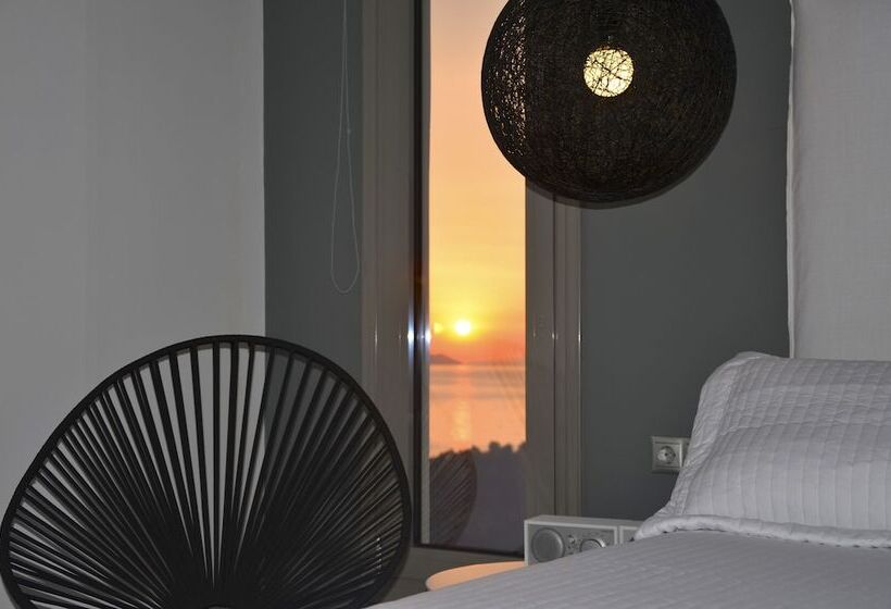 سوییت لوکس, Ino Hotel & Suites