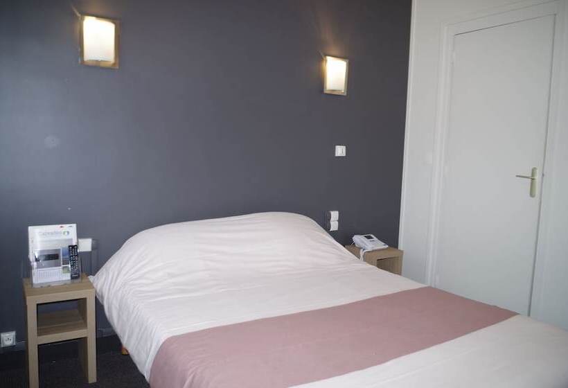 Номер Комфорт, The Originals City, Hôtel Le Savoy, Caen