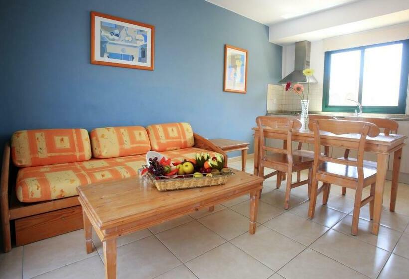 آپارتمان 1 خوابه با چشم‌انداز استخر, O7 Aloe Corralejo