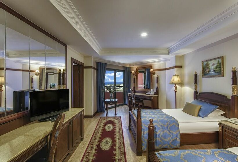 Cameră Standard cu Vedere la Mare Lateral, Delphin Palace
