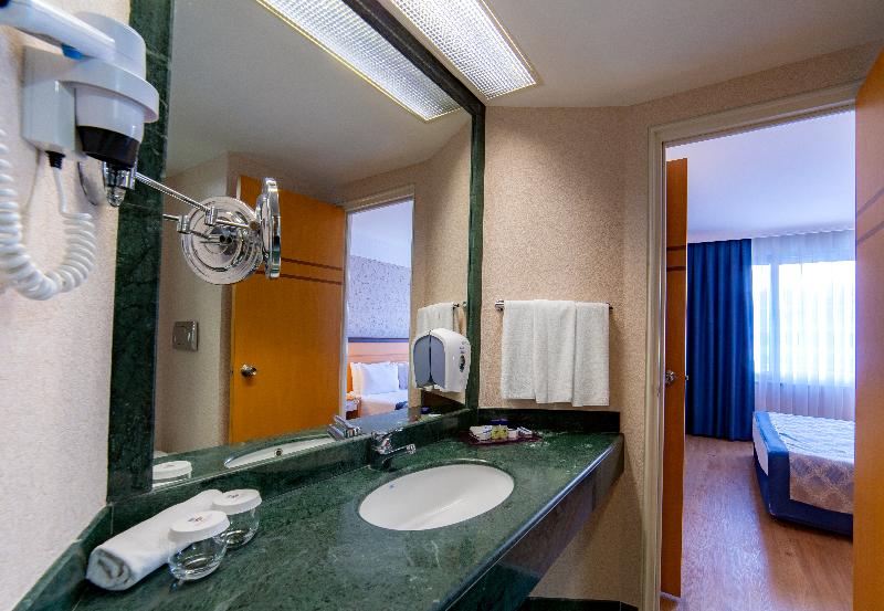 اتاق خانوادگی, Porto Bello Hotel Resort & Spa