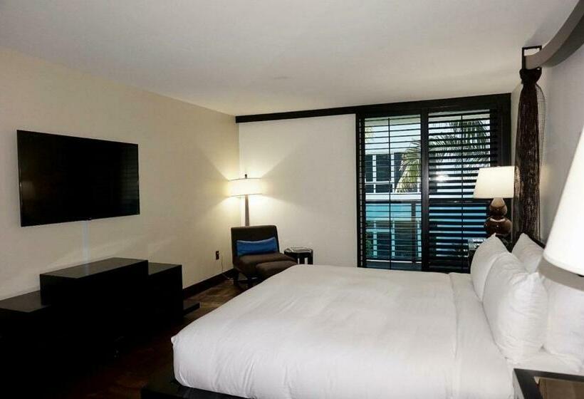 带大床的标准间, Tideline Palm Beach Ocean Resort And Spa