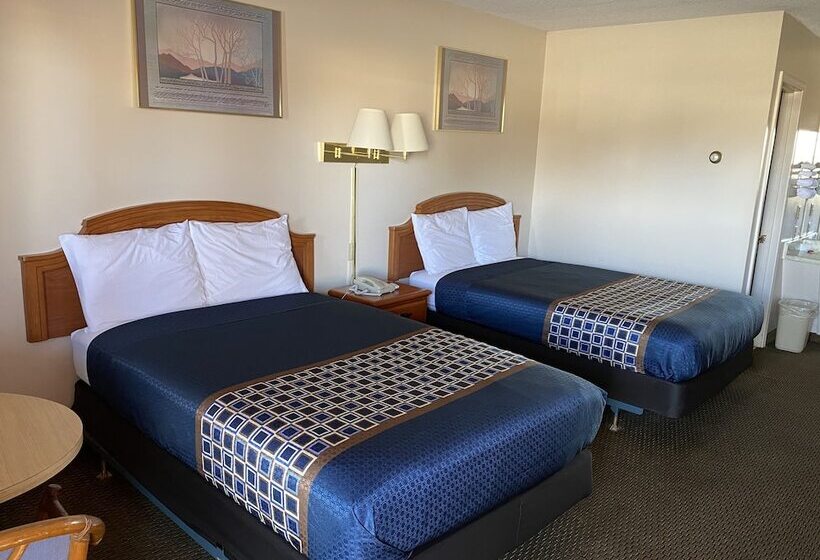 Номер Стандарт 2 Двуспальные Кровати, Parkview Motel