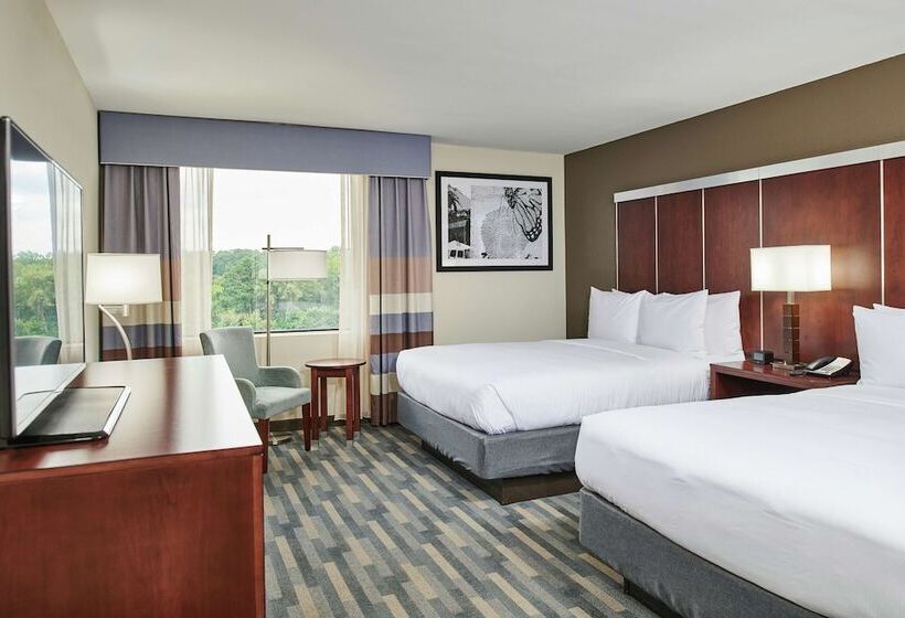 带2个双人床的标准工作室, Doubletree By Hilton Raleigh Crabtree Valley