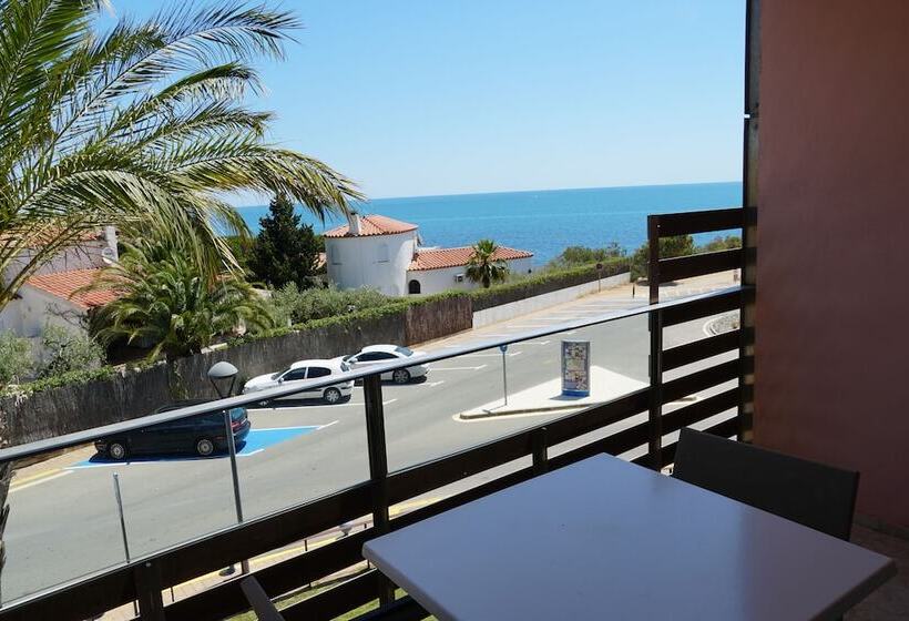 Standard Room Sea View, Ohtels Les Oliveres
