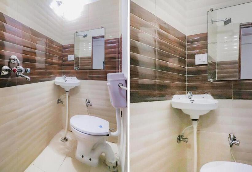 ファミリールーム, Rajlakshmi Guest House