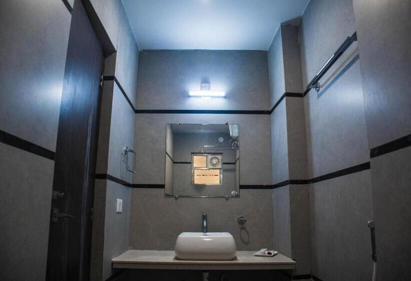 Quarto deluxe vista mar, Gc International
