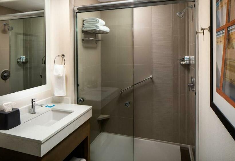 Студия Стандарт, Hyatt House Tallahassee Capitol University