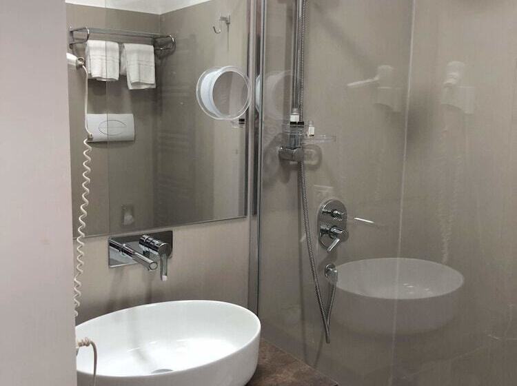 Четырехместный Номер Стандарт, Aretusa Vacanze B&b