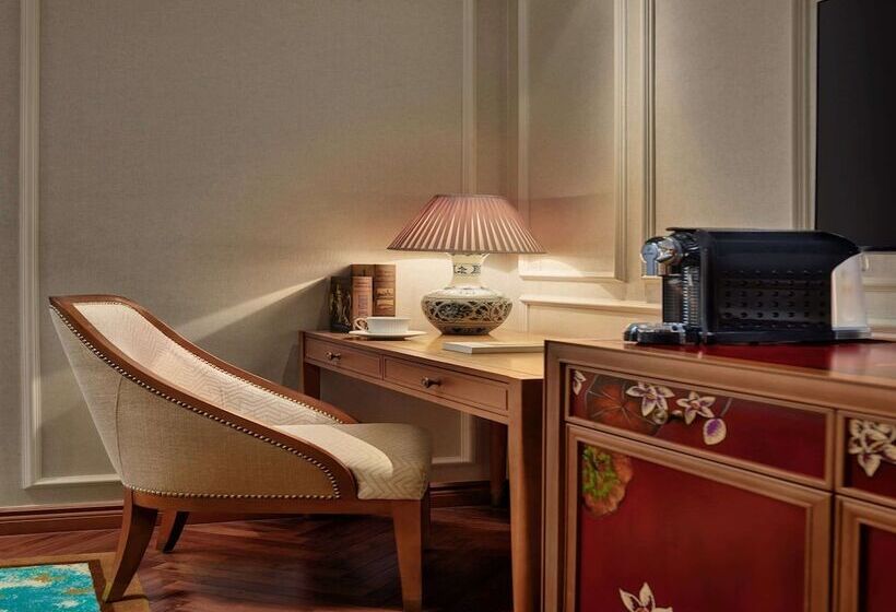 اتاق اجرایی, Grand Mercure Hanoi