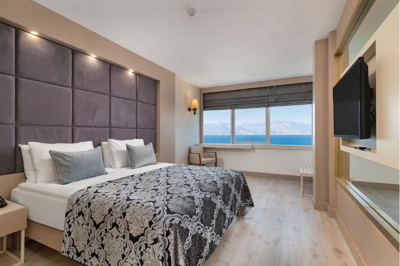 اتاق لوکس, Grand Mercure Hanoi