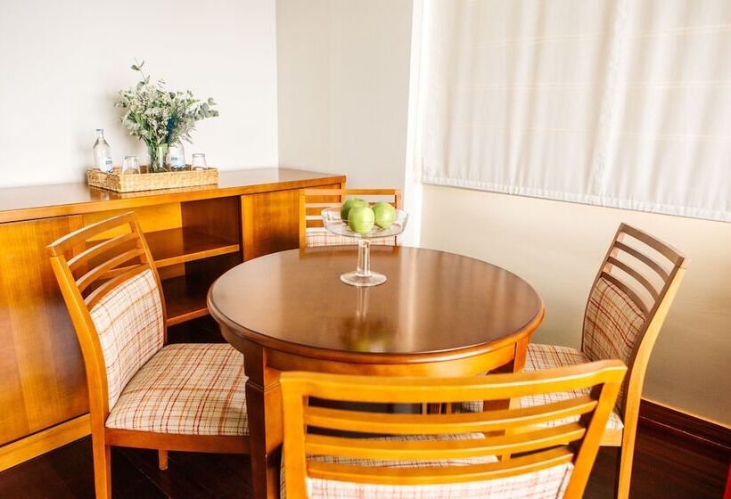 주니어 스위트, Hosteria De Torazo Nature Hotel & Spa