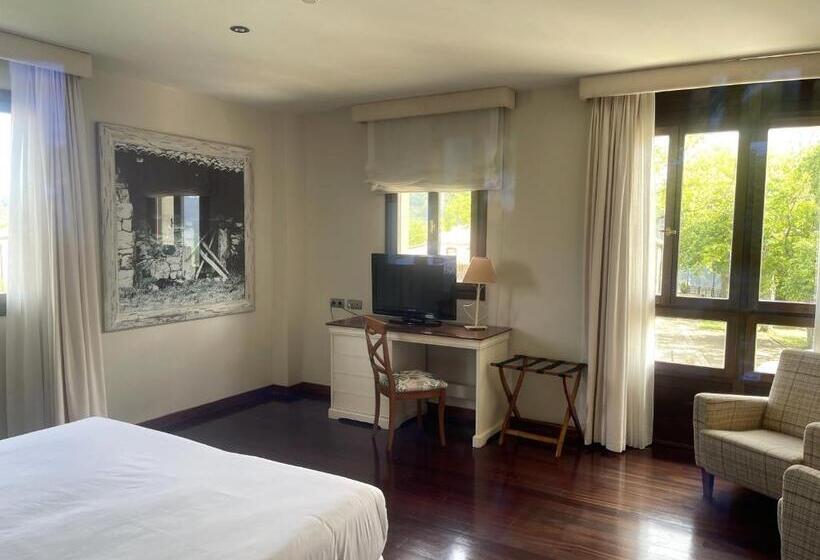 수피리어 자쿠지 룸, Hosteria De Torazo Nature Hotel & Spa