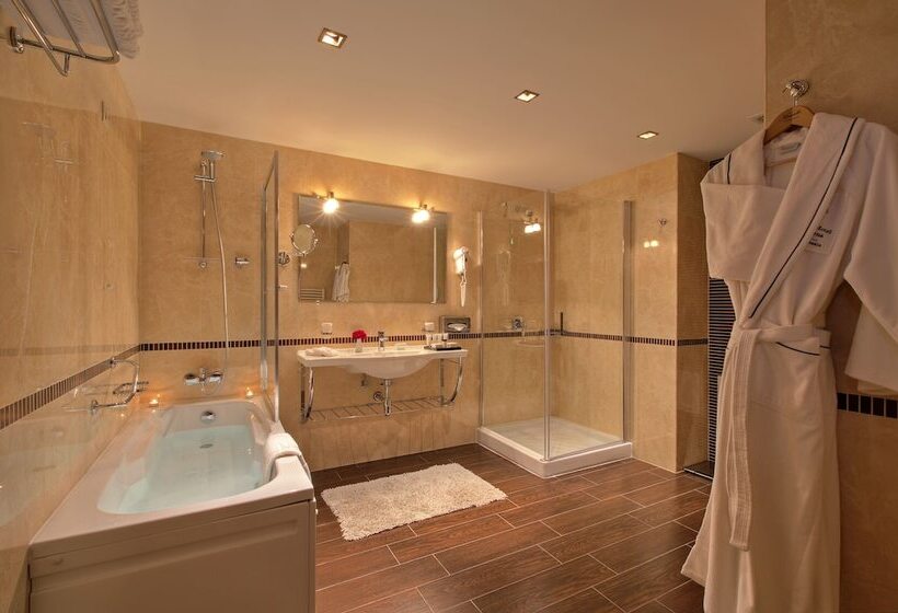 エクゼクティブルーム, Kempinski Hotel Grand Arena Bansko