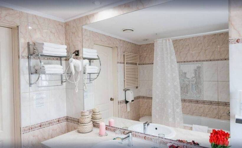 Четырехместный Номер Стандарт, City Hotel Unio Superior