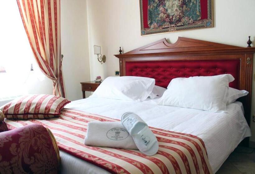 Номер Superior, D Angelo Palace