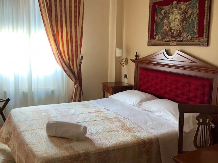 Standardrum, D Angelo Palace
