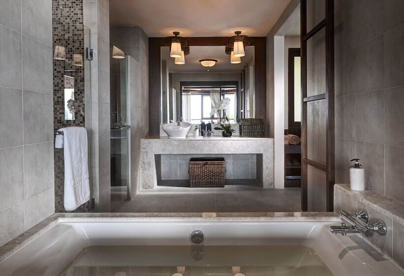 Люкс, Rawi Warin Resort And Spa   Sha Extra Plus