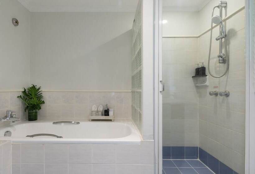 سوییت, Kantary Bay Hotel Phuket