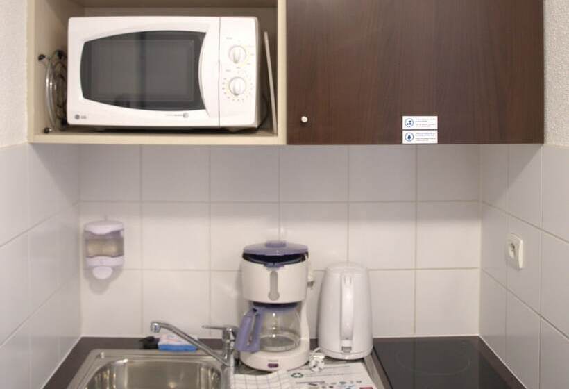 Апартаменты 1 Спальня, Comfort Aparthotel Besancon La City