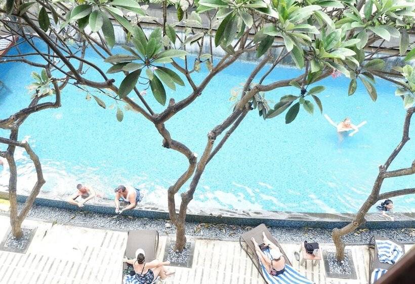 Номер Deluxe, Ibis Styles Bali Legian