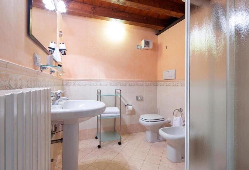 スタンダードルーム, Domina Borgo Degli Ulivi  Garda Lake