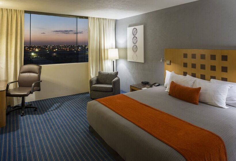 חדר דחוקס עם מיטת קינג, Real Inn Nuevo Laredo