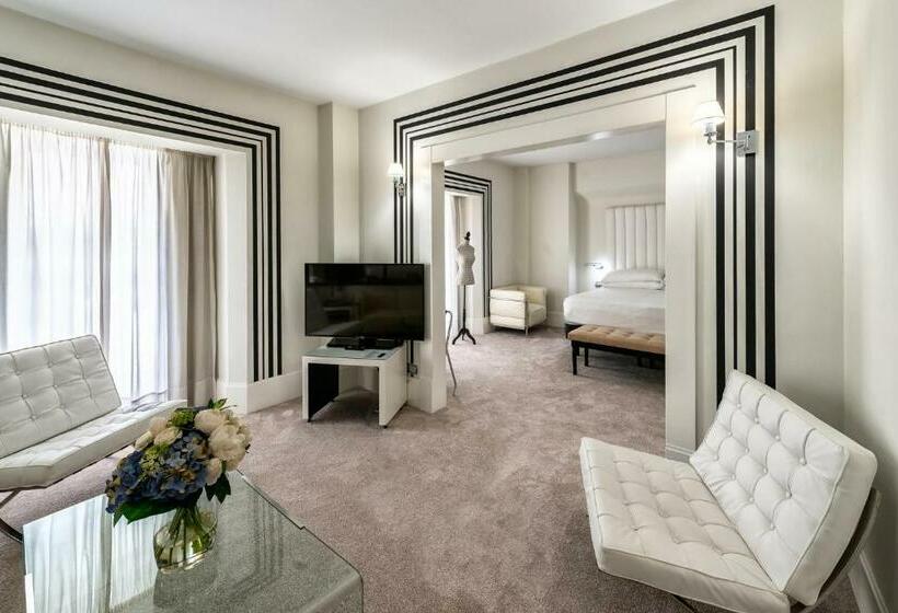 سوییت جونیور, Mariposa Hotel Malaga