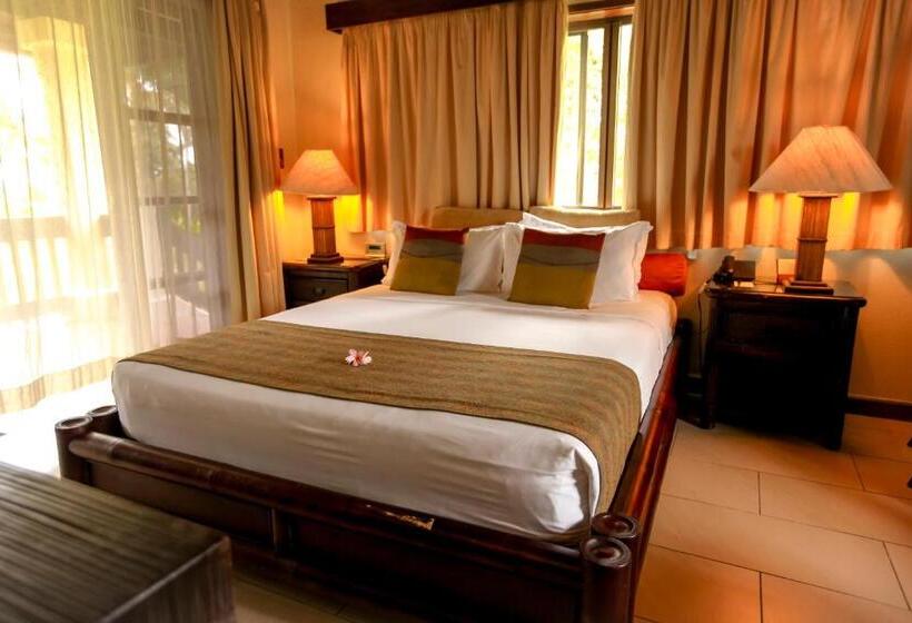 اتاق استاندارد با چشم‌انداز باغ, Warwick Le Lagon Resort & Spa, Vanuatu