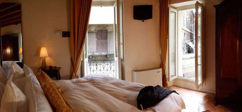 اتاق استاندارد سه نفره, Albergo Orologio