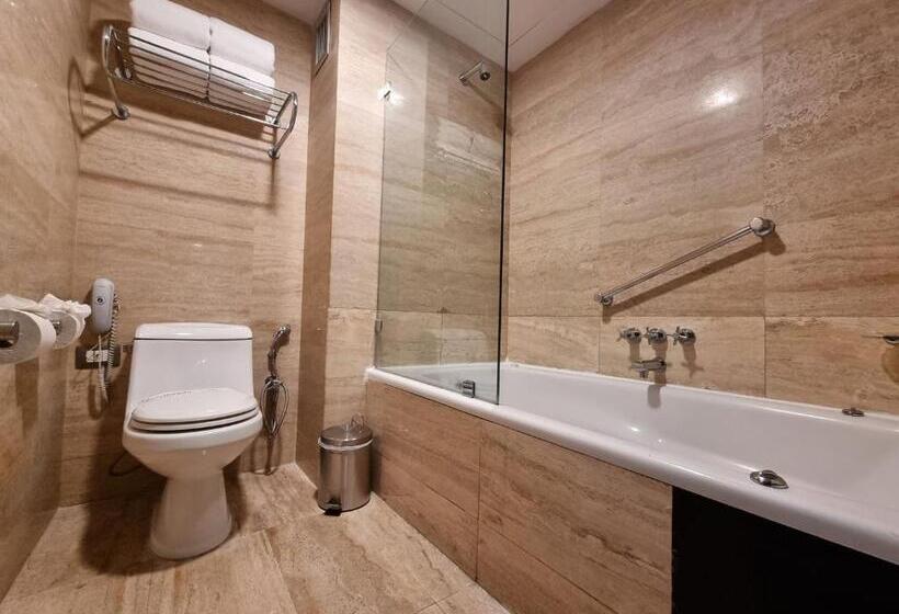 프레지덴셜 스위트, Trinitarias Suites