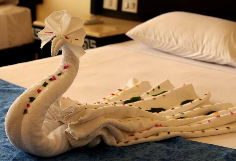 Superior Single Room, King Tut Aqua Park Beach Resort