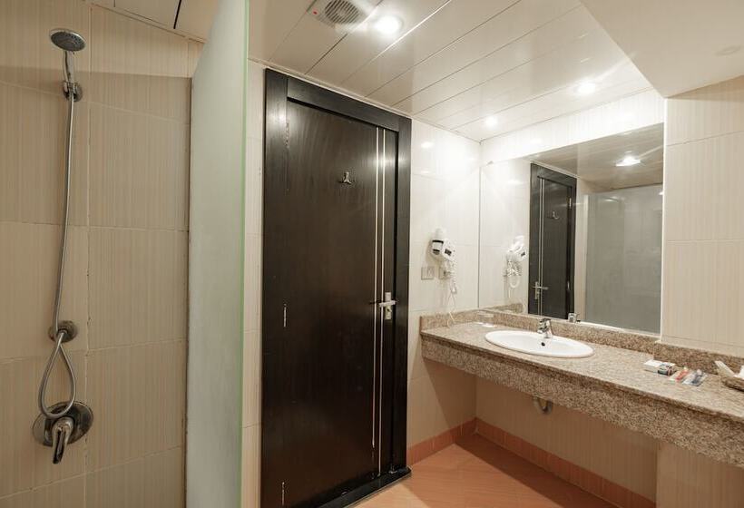 Superior Triple Room, King Tut Aqua Park Beach Resort