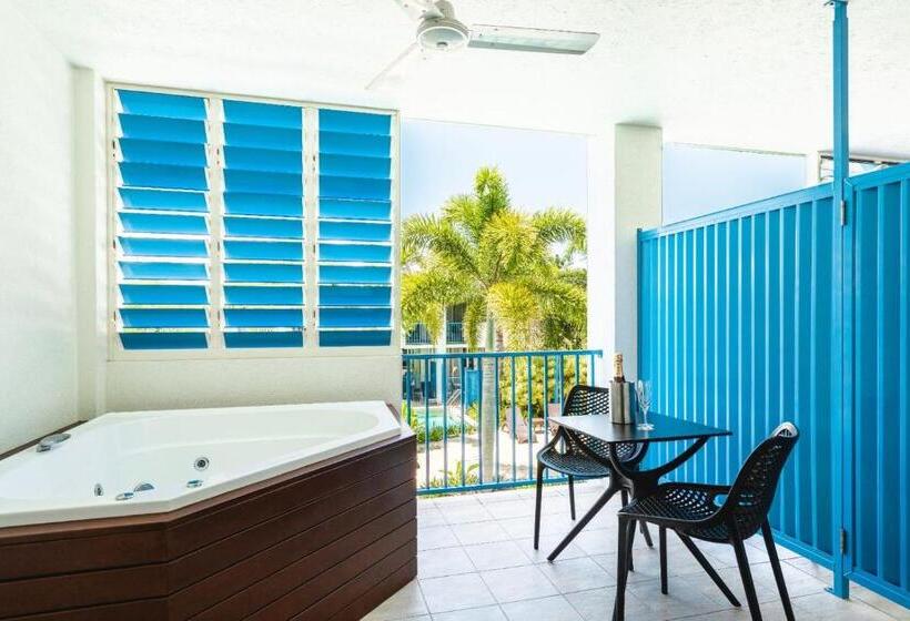 Апартаменты 3 Спальни, Silkari Lagoons Port Douglas